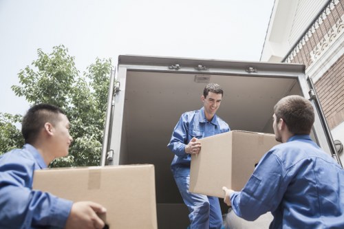 Careful packing and loading for a man with van service