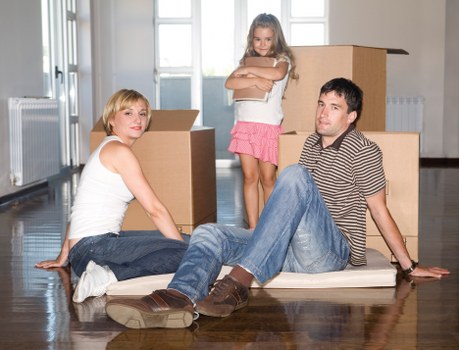 Flexible man with a van service in Manvan for quick collections